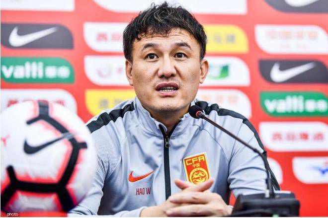 影片《我和我的家乡》单日票房2.53亿，累计票房10.73亿，成为国庆档首部破10亿的影片。