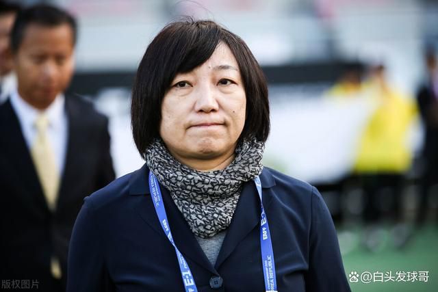 影片讲述了远古时代一只人类部落长大的猴子追寻母亲阿勿巴吉的脚步前往神山寻找“温暖”的秘密，历经千险后从“恐惧之兽”嘴里夺得了火种，全身着火褪去毛发终涅槃成人的故事，将于4月28日登陆全国艺联专线上映。
