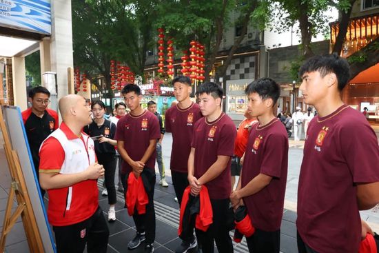 《哆啦A梦:大雄的绘画奇遇记》将引进 2025-05-09 5月9日，经典动画《哆啦A梦》电影系列全新力作《哆啦A梦：大雄的绘画奇遇记》确认引进，并同步释出引进预告与海报。