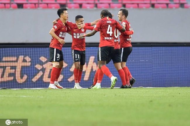 _电影策划_ 消息 首页 新闻 视频 大片 影库 CCTV6 VIP影院 搜索 电影 星闻 独家 更多 专题 图片 视频 滚动 首页 新闻 大片 影库 CCTV6 VIP影院 客户端 电影网>新闻>原创深度策划 谢苗、杰森·斯坦森30年后硬碰硬，谁能更胜一筹？