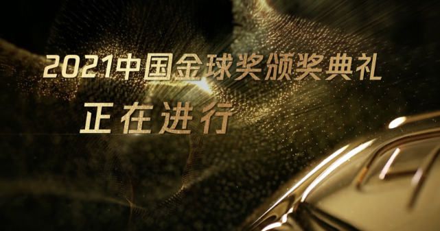 它用最纯粹的奇幻设定，构筑起一个真实可感的魔法世界，让观众跟随哈利一起踏上冒险，感受友谊、勇敢与爱的真谛，既是孩子眼中的奇妙童话，也是成年人心中永不褪色的经典。