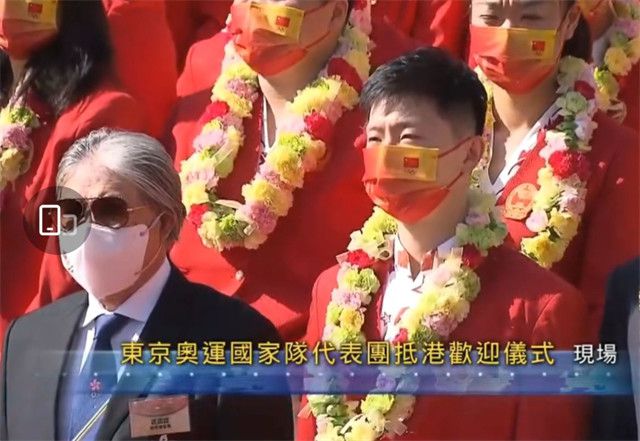 上一页12345...99下一页 | | | | | | 电影频道节目中心官方网站CCTV6 VIP影院 全部 电影 电视剧 影人 视频 图片 新闻 更新时间 所有 1小时内 今日内 1周内 1个月内 从资讯频道搜索 结果 134326 条 帕丽斯·希尔顿大红比基尼出街 脱掉外衣显豪放 2013-07-16 豪门名媛帕丽斯·希尔顿近日被拍到身穿泳装出街，希尔顿穿着红色三点式泳衣，泳装外罩着黑色渔网透明装。
